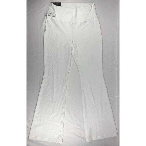 NWT Aritzia TnAction TnaLIFE Atmosphere Flare Hi-Rise Legging White Size L - Picture 1 of 9